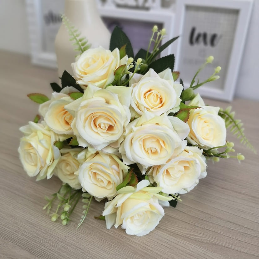 Искусственные цветы в Брянске | Цветы искусственные «Розы острые», молочно-персиковые, букет